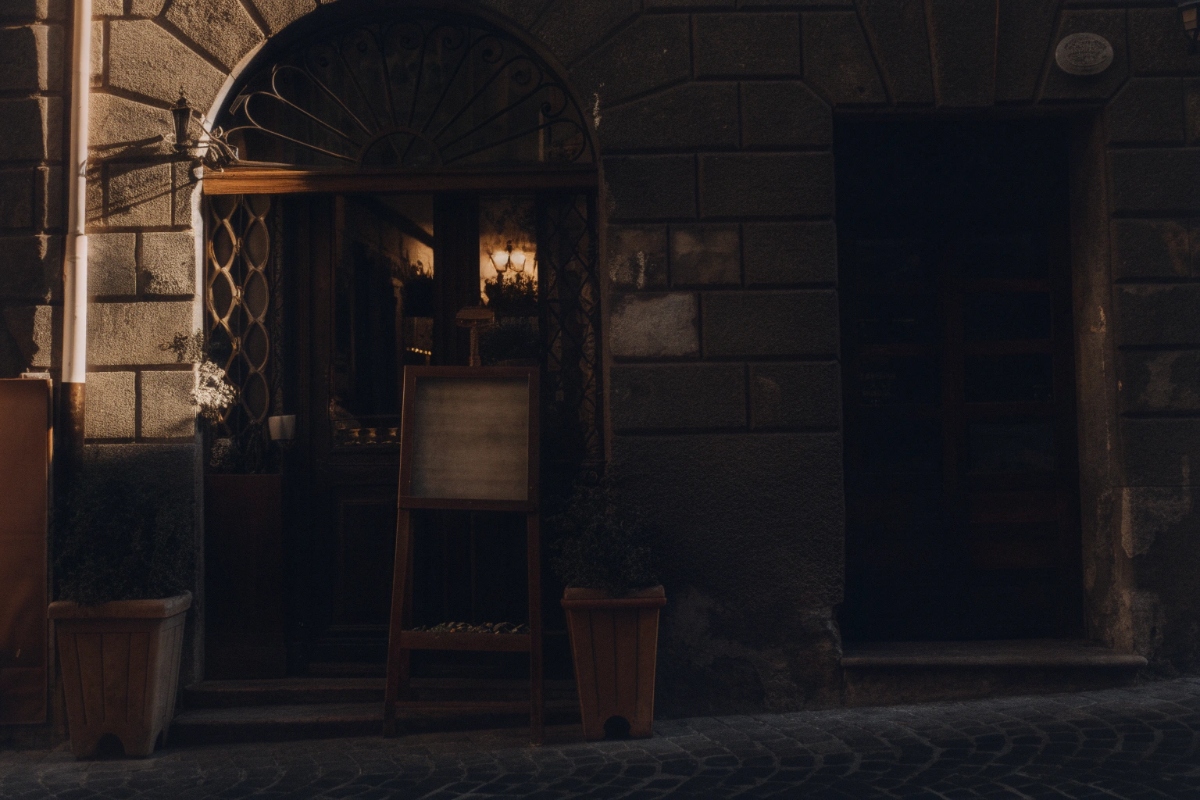 Esterno di una trattoria a Vietri sul Mare